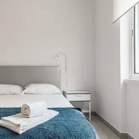 Sailor's House Albergue Lagos