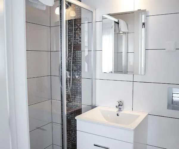 Sailor's House * Lagos